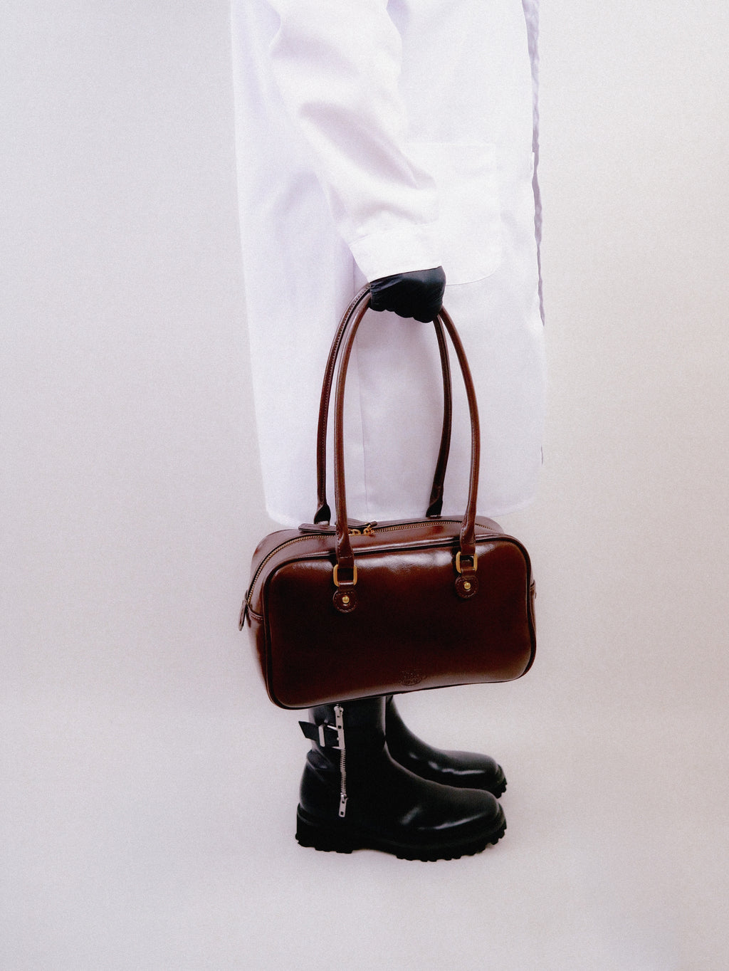 [CB-01PB] THE_CUBE_BAG // PARADOX_BUNNY